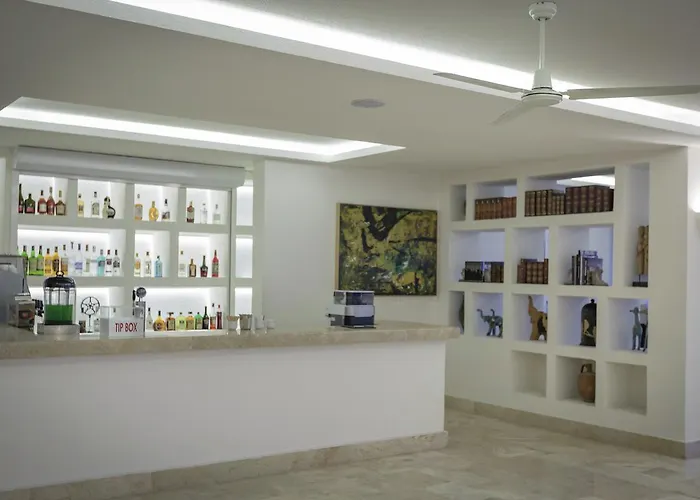 Cocos The Club Hotell